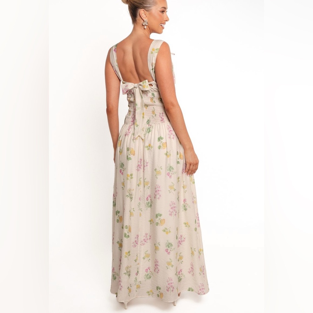 Petal and Pup Reverie Smocked Maxi Dress in Purple Ditzy Floral Size Medium - Picture 2 of 12